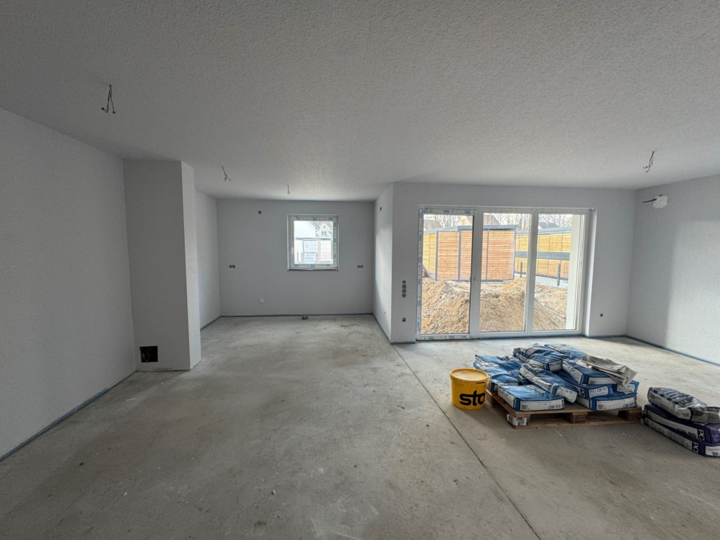 KW 12 EG re. Wohn Esszimmer scaled